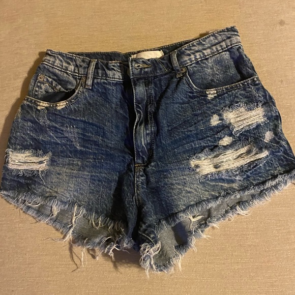 Garage Shorts - Picture 1 of 5